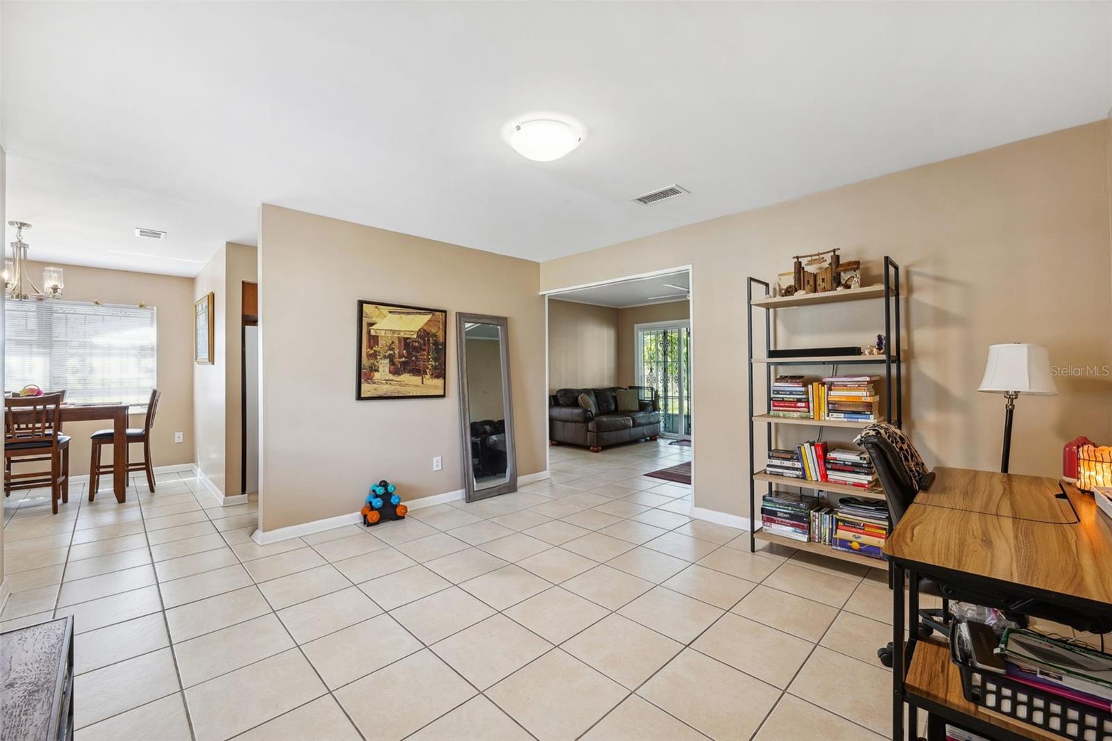 2713 W OSBORNE AVE, TAMPA, FL, 33614