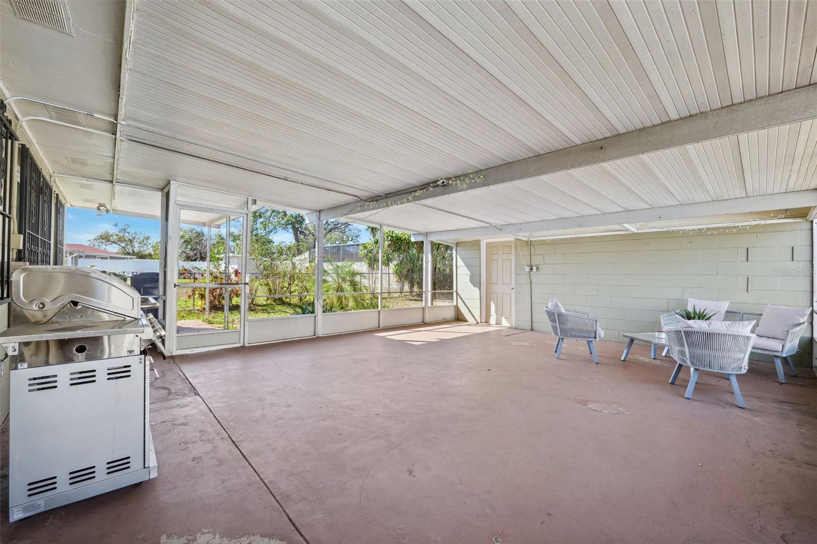 2713 W OSBORNE AVE, TAMPA, FL, 33614