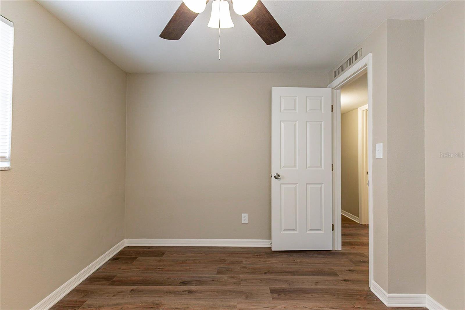 4702 E IDLEWILD AVE, TAMPA, FL, 33610