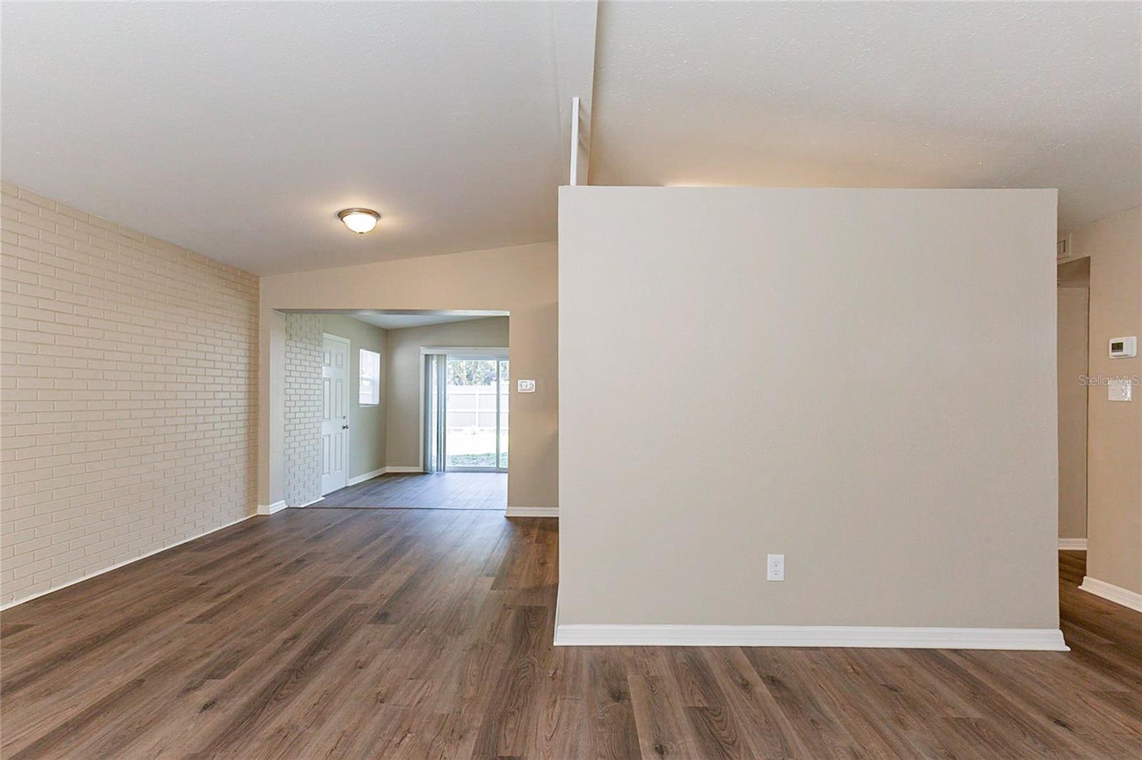 4702 E IDLEWILD AVE, TAMPA, FL, 33610