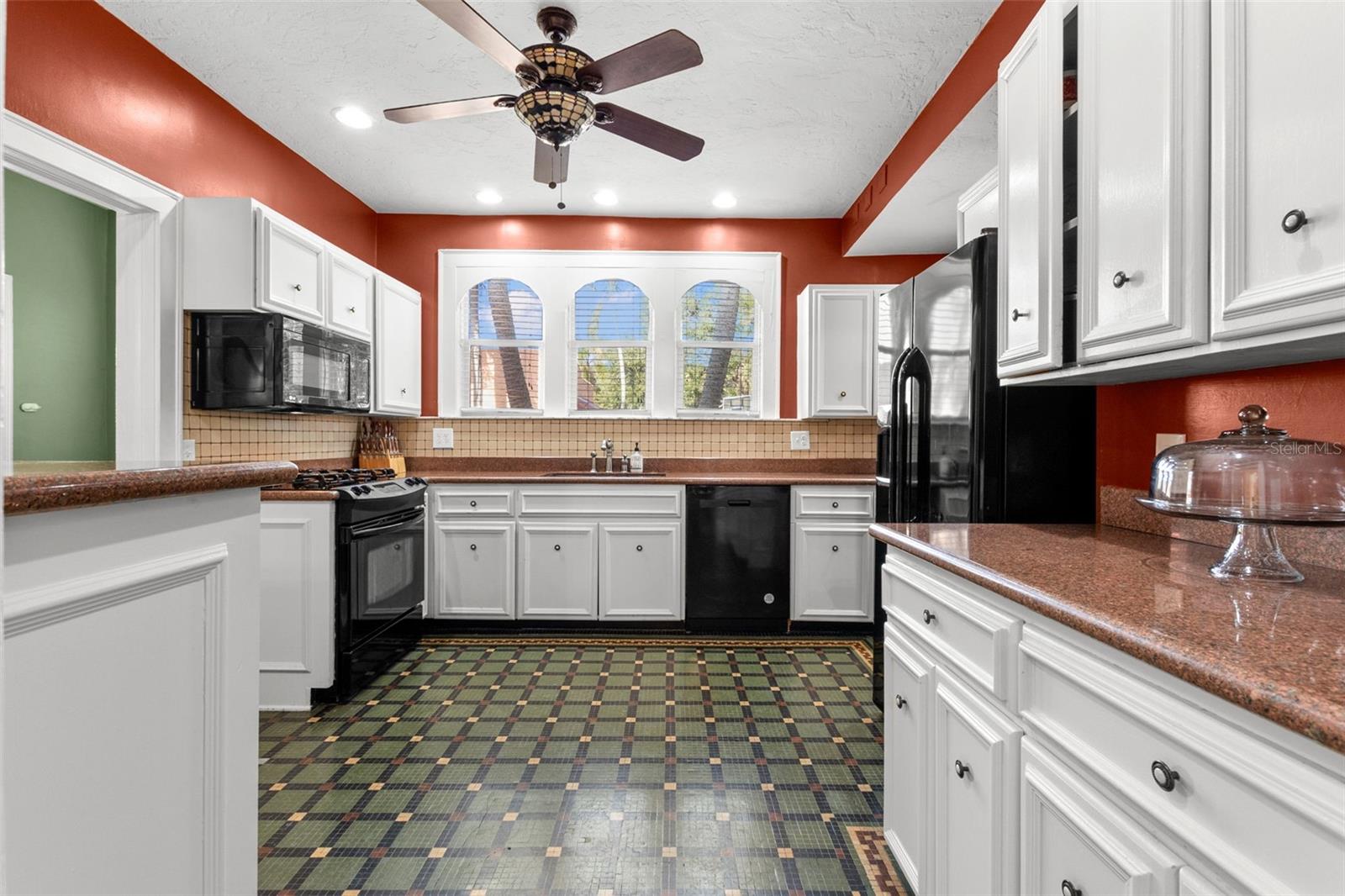 6935 DATE PALM AVE S, ST PETERSBURG, FL, 33707