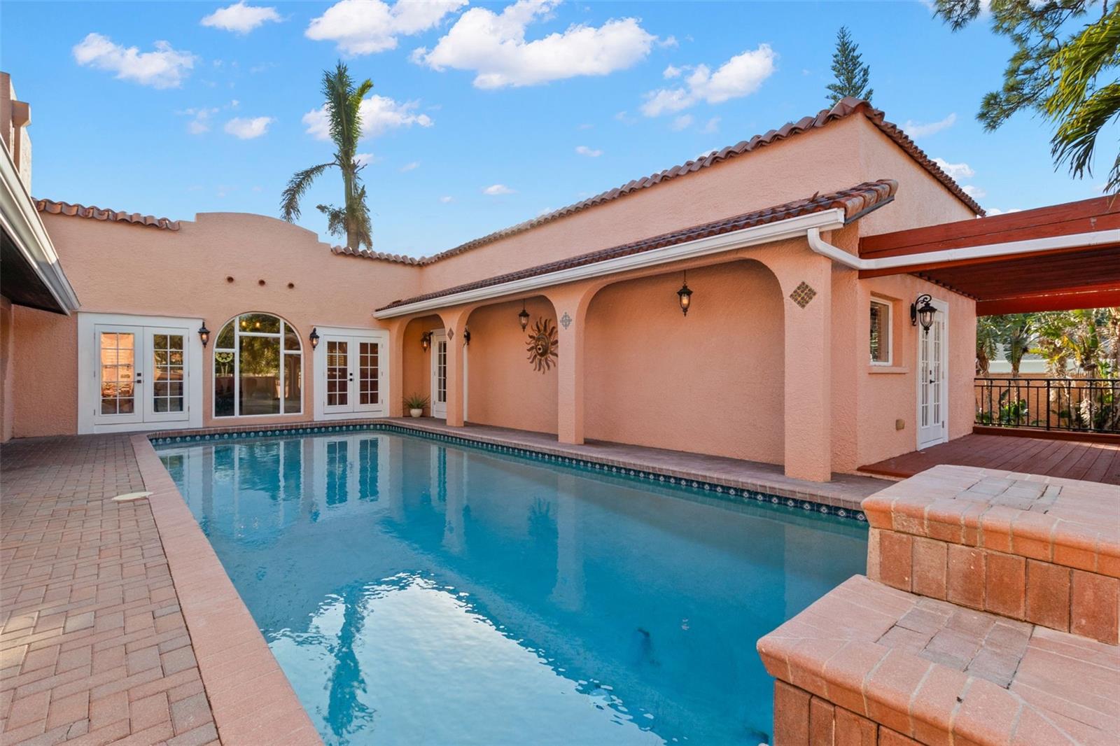 6935 DATE PALM AVE S, ST PETERSBURG, FL, 33707