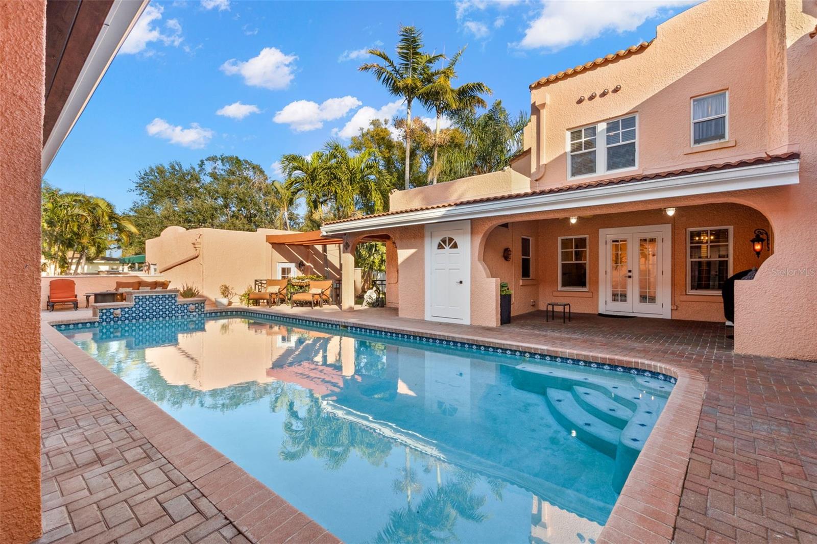 6935 DATE PALM AVE S, ST PETERSBURG, FL, 33707