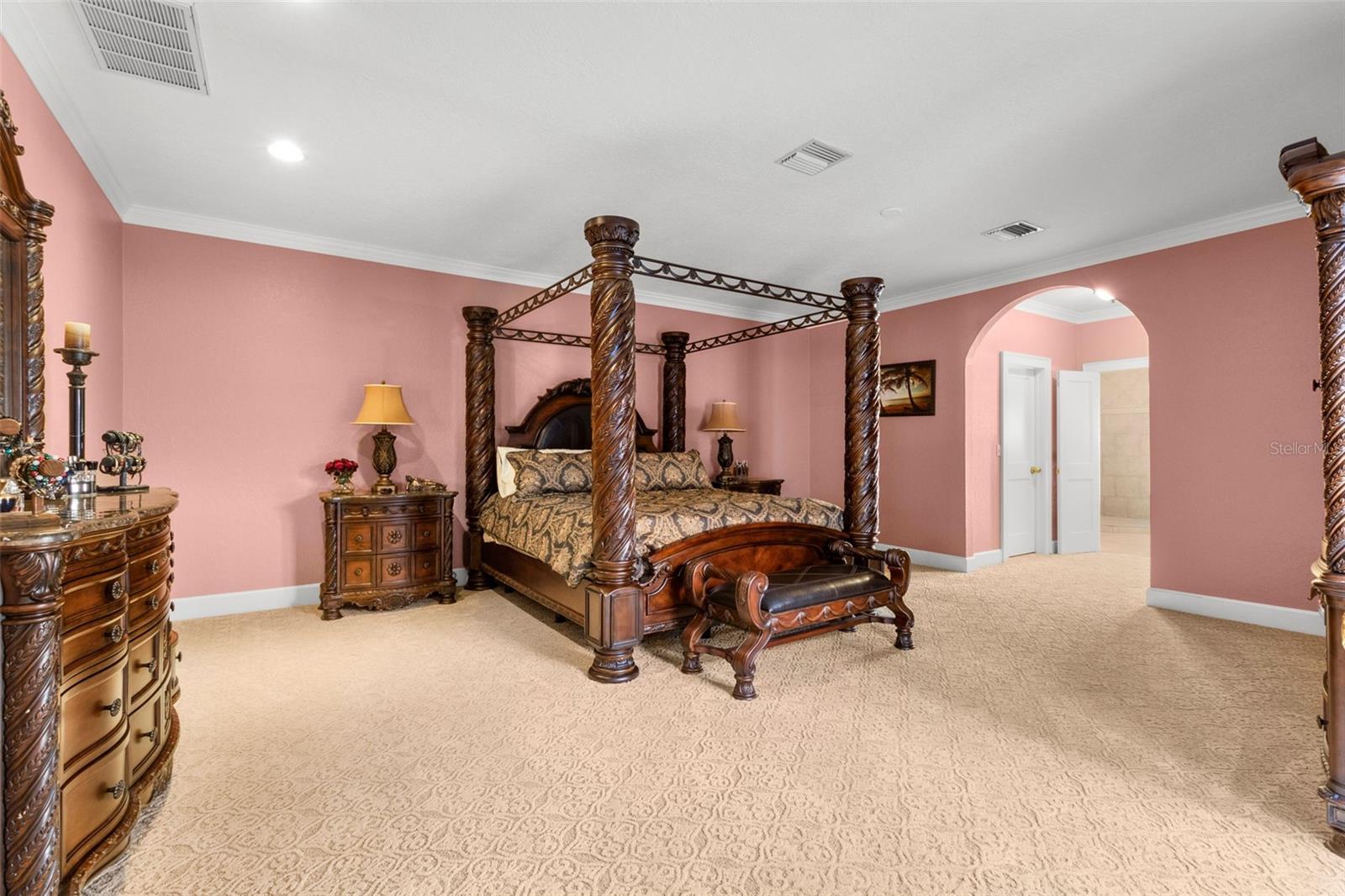 6935 DATE PALM AVE S, ST PETERSBURG, FL, 33707
