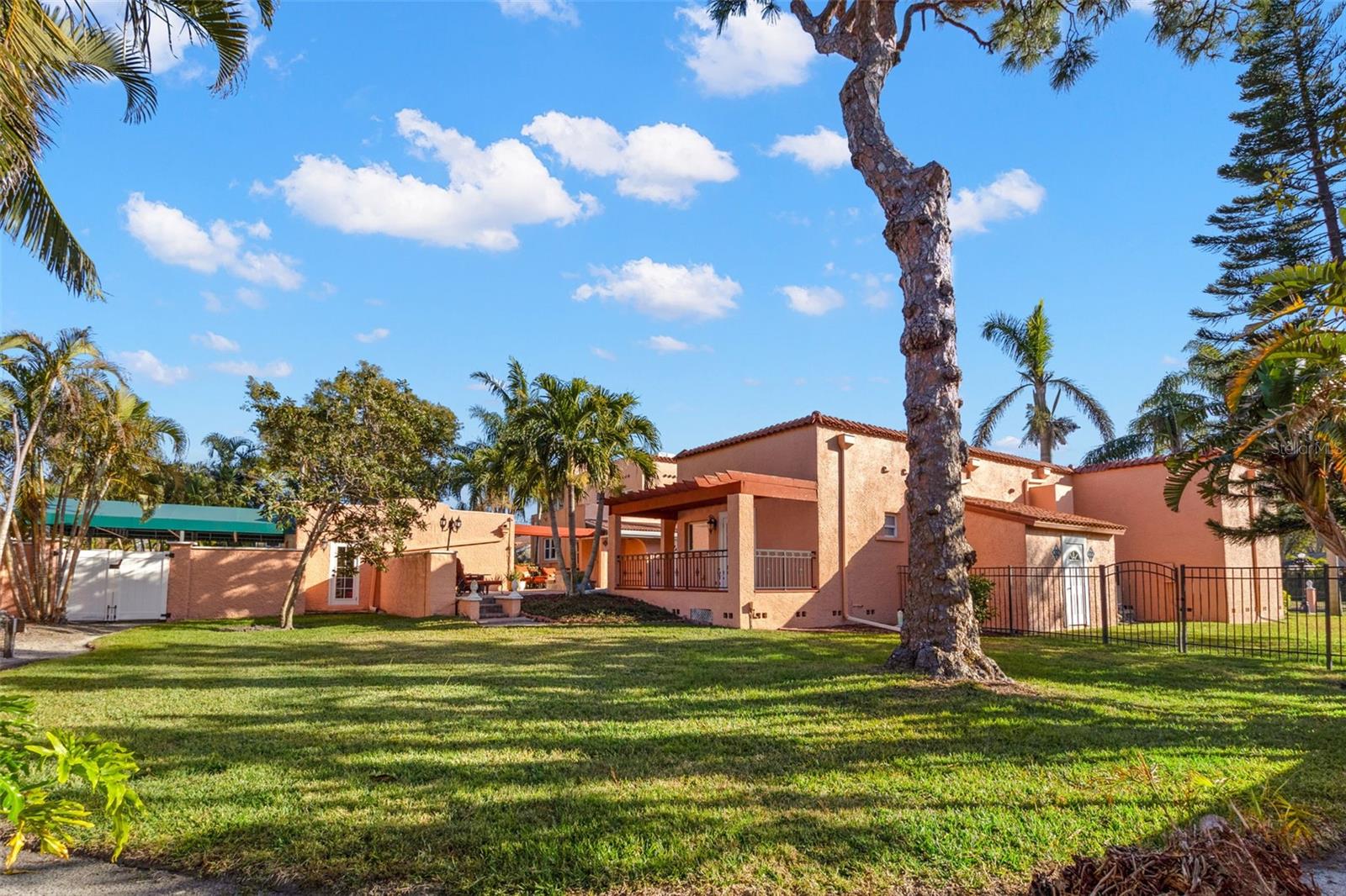 6935 DATE PALM AVE S, ST PETERSBURG, FL, 33707