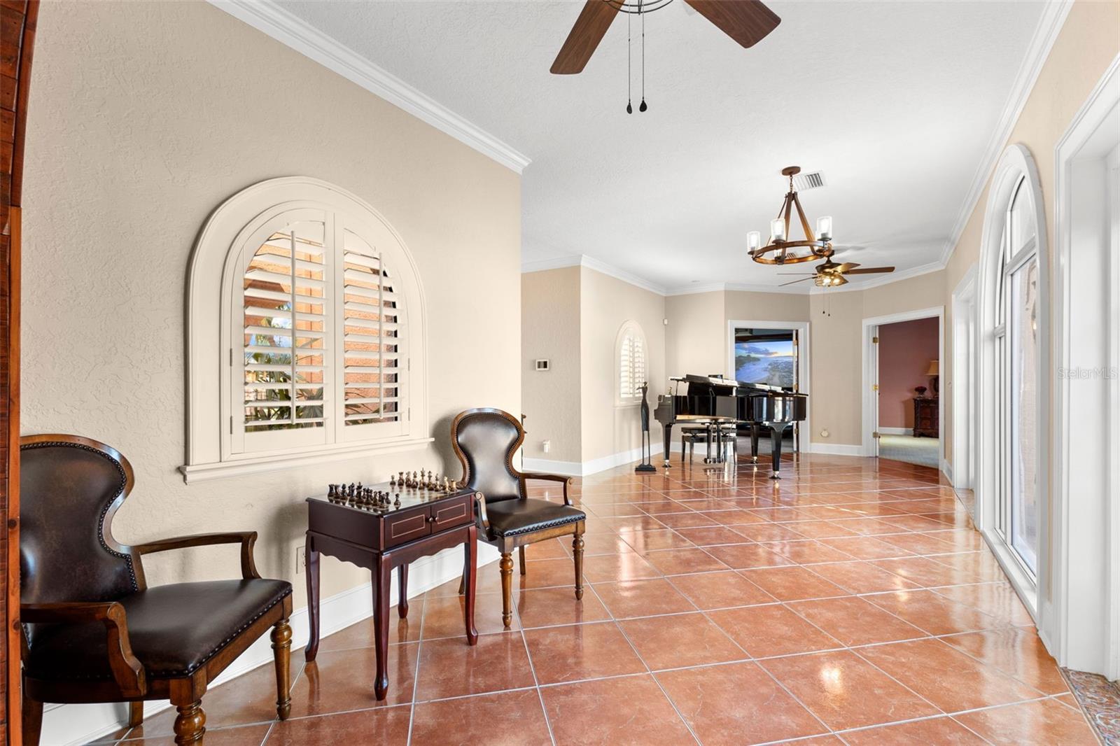6935 DATE PALM AVE S, ST PETERSBURG, FL, 33707
