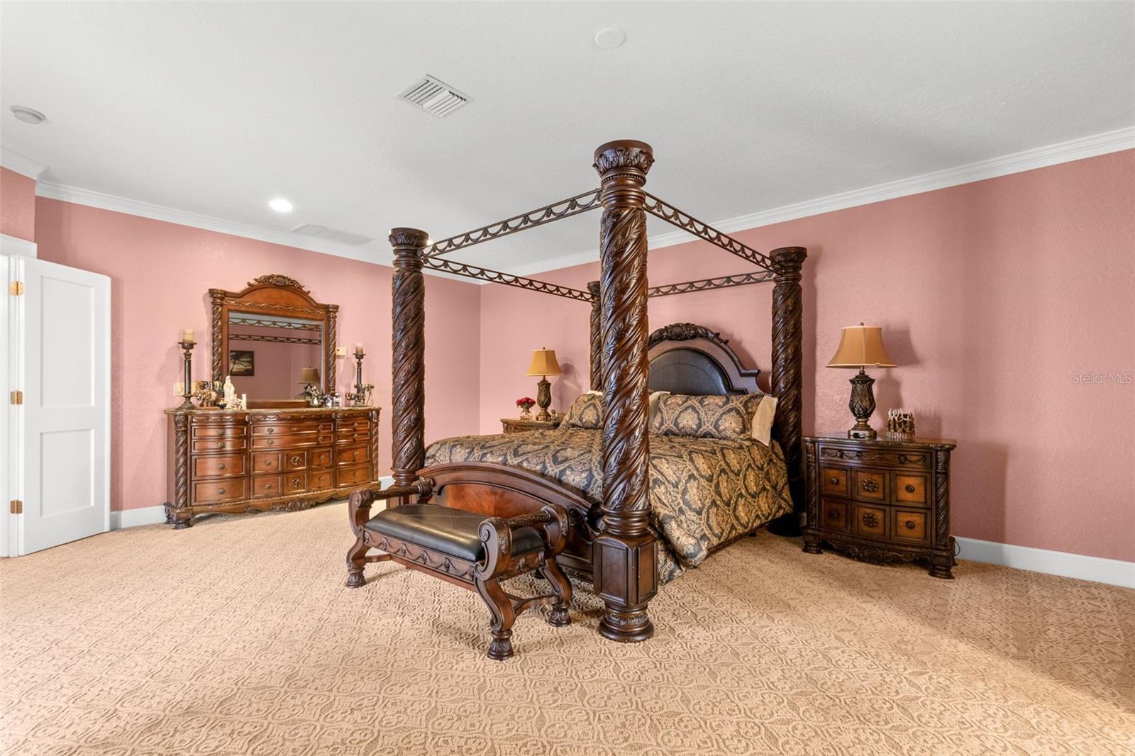 6935 DATE PALM AVE S, ST PETERSBURG, FL, 33707