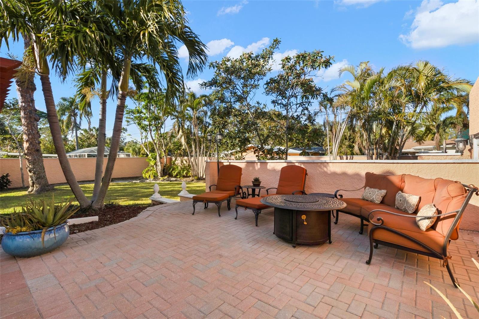 6935 DATE PALM AVE S, ST PETERSBURG, FL, 33707