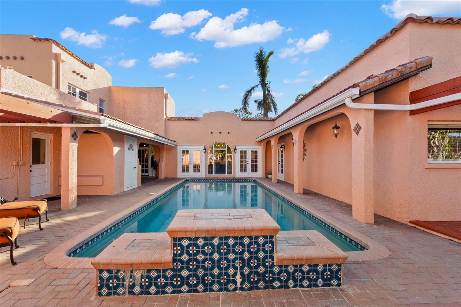 6935 DATE PALM AVE S, ST PETERSBURG, FL, 33707