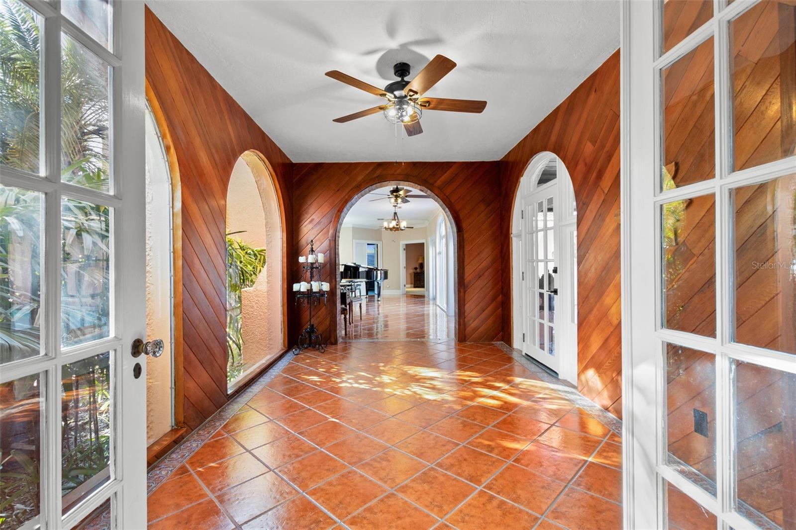 6935 DATE PALM AVE S, ST PETERSBURG, FL, 33707