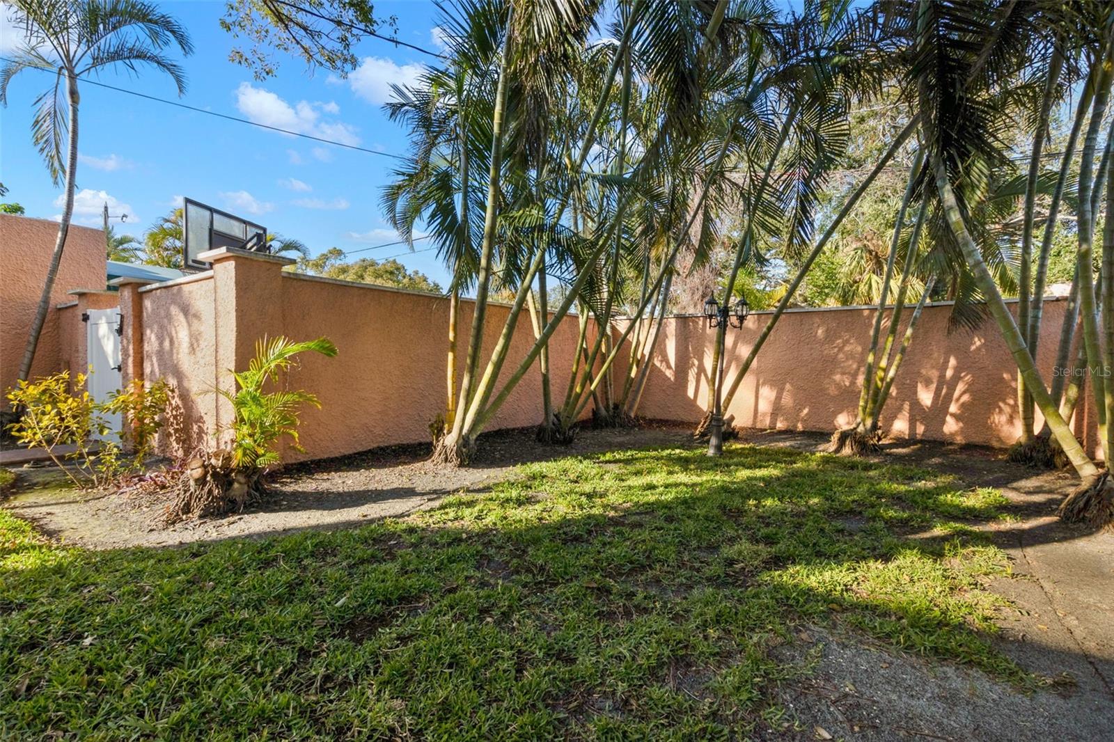 6935 DATE PALM AVE S, ST PETERSBURG, FL, 33707