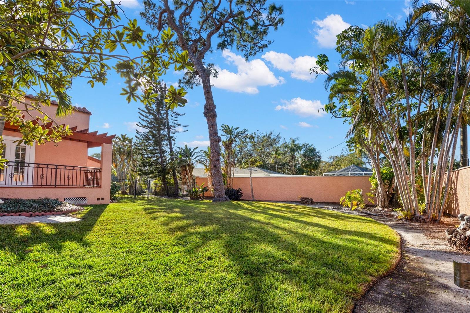 6935 DATE PALM AVE S, ST PETERSBURG, FL, 33707
