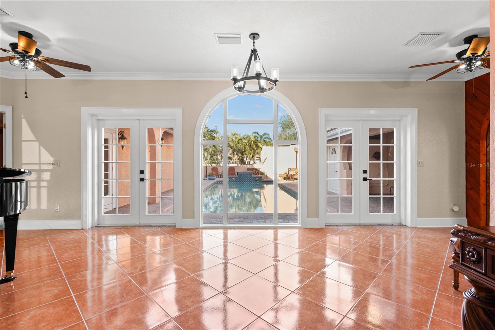 6935 DATE PALM AVE S, ST PETERSBURG, FL, 33707