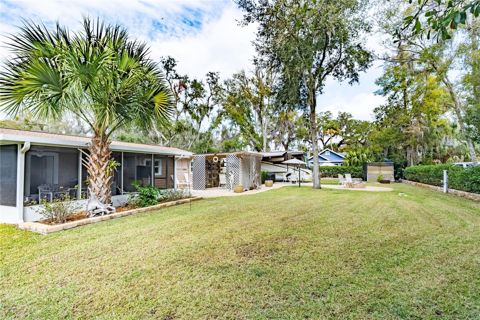 305 NE 1ST AVE, CRYSTAL RIVER, FL, 34429