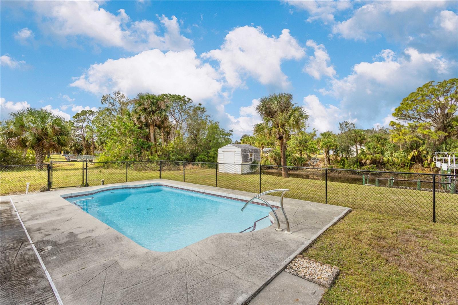 975 CLEARVIEW DR, PORT CHARLOTTE, FL, 33953