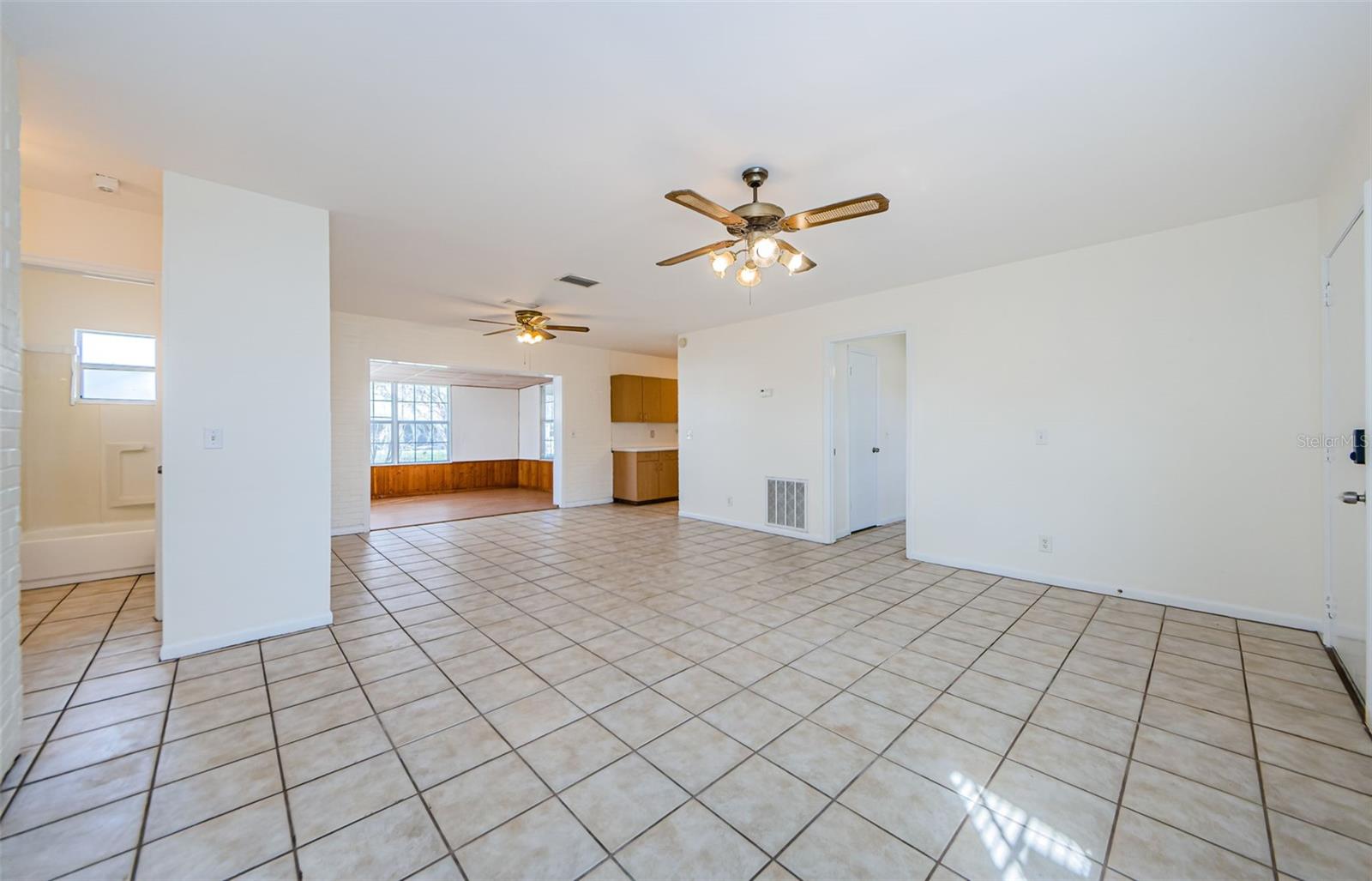 1004 HALLWOOD LOOP, BRANDON, FL, 33511