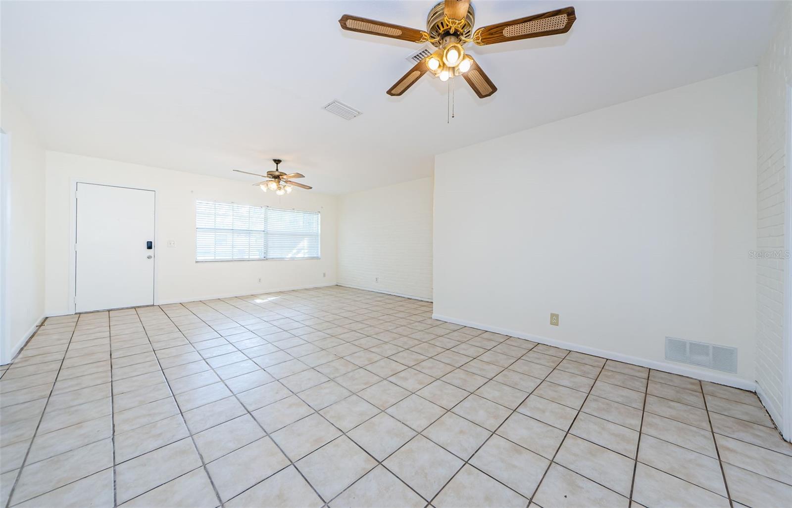 1004 HALLWOOD LOOP, BRANDON, FL, 33511