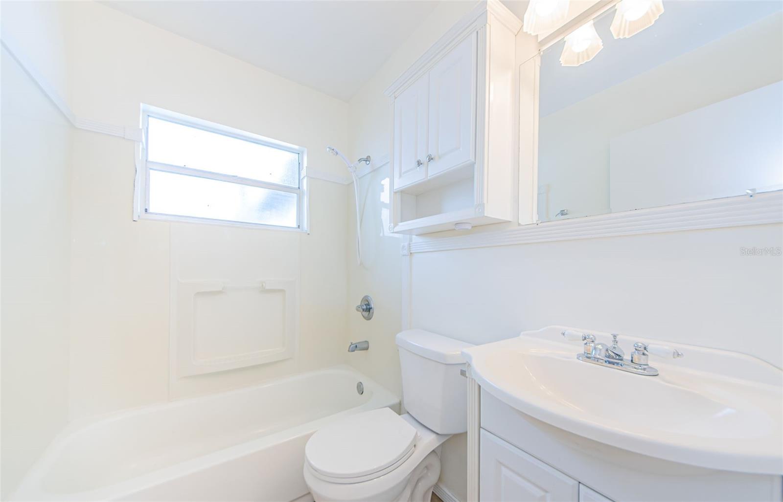 1004 HALLWOOD LOOP, BRANDON, FL, 33511