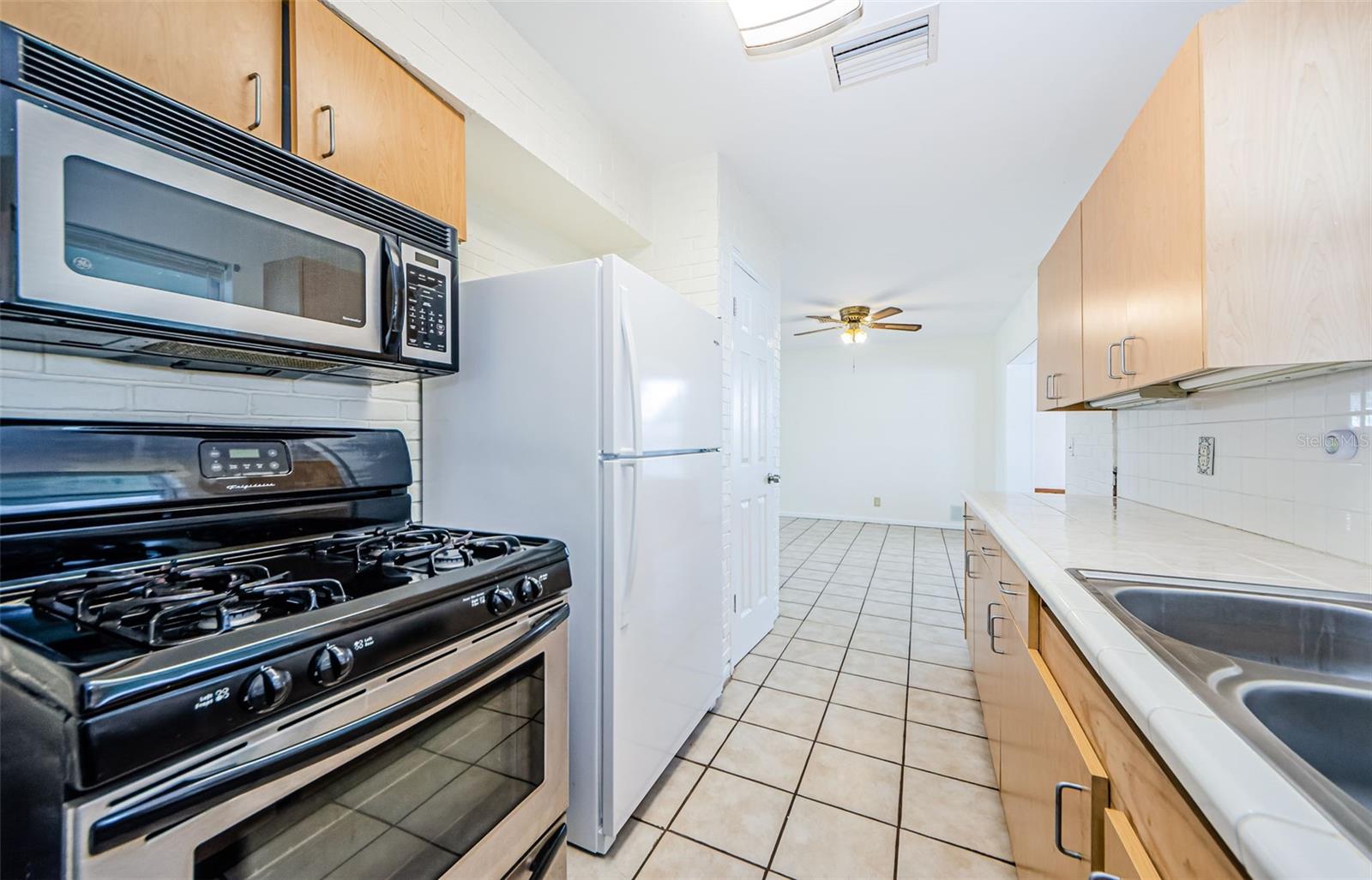 1004 HALLWOOD LOOP, BRANDON, FL, 33511