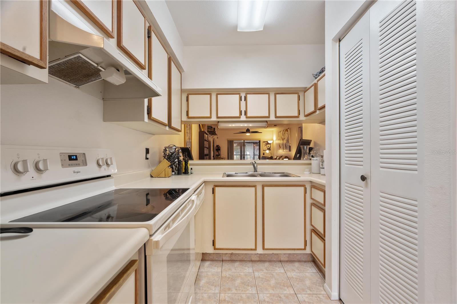 11725 SPRING TREE LN, PORT RICHEY, FL, 34668
