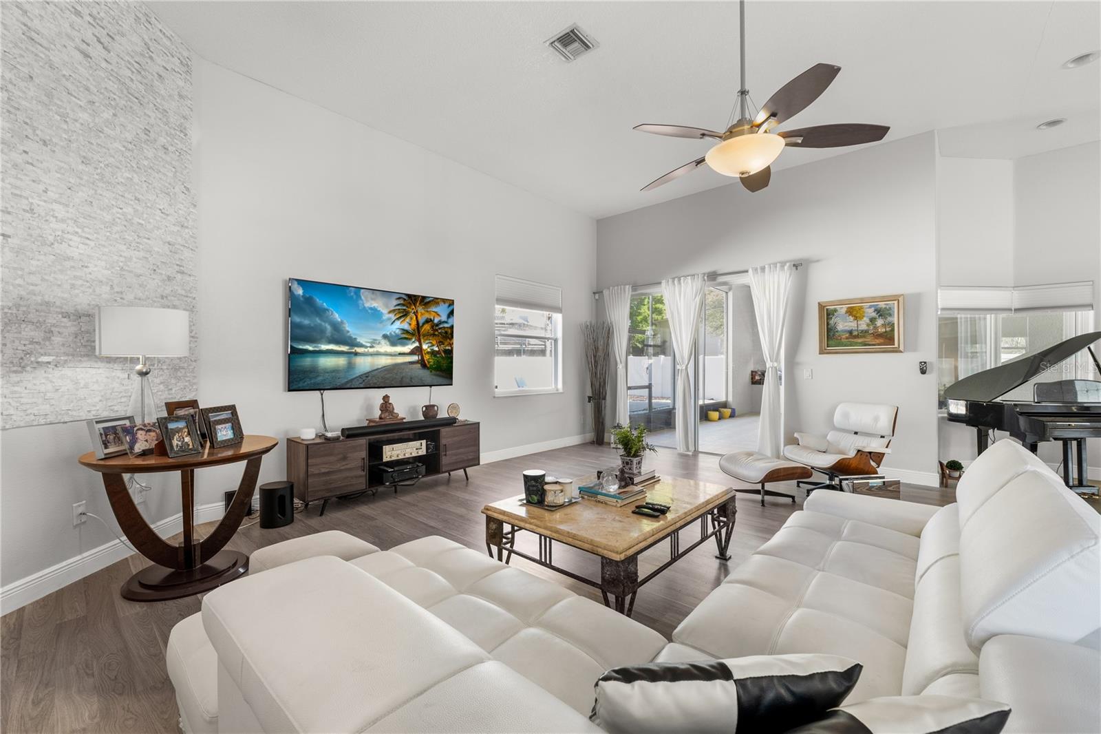 1946 THOROUGHBRED DR, GOTHA, FL, 34734