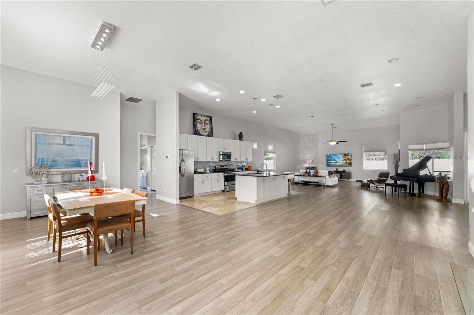 1946 THOROUGHBRED DR, GOTHA, FL, 34734