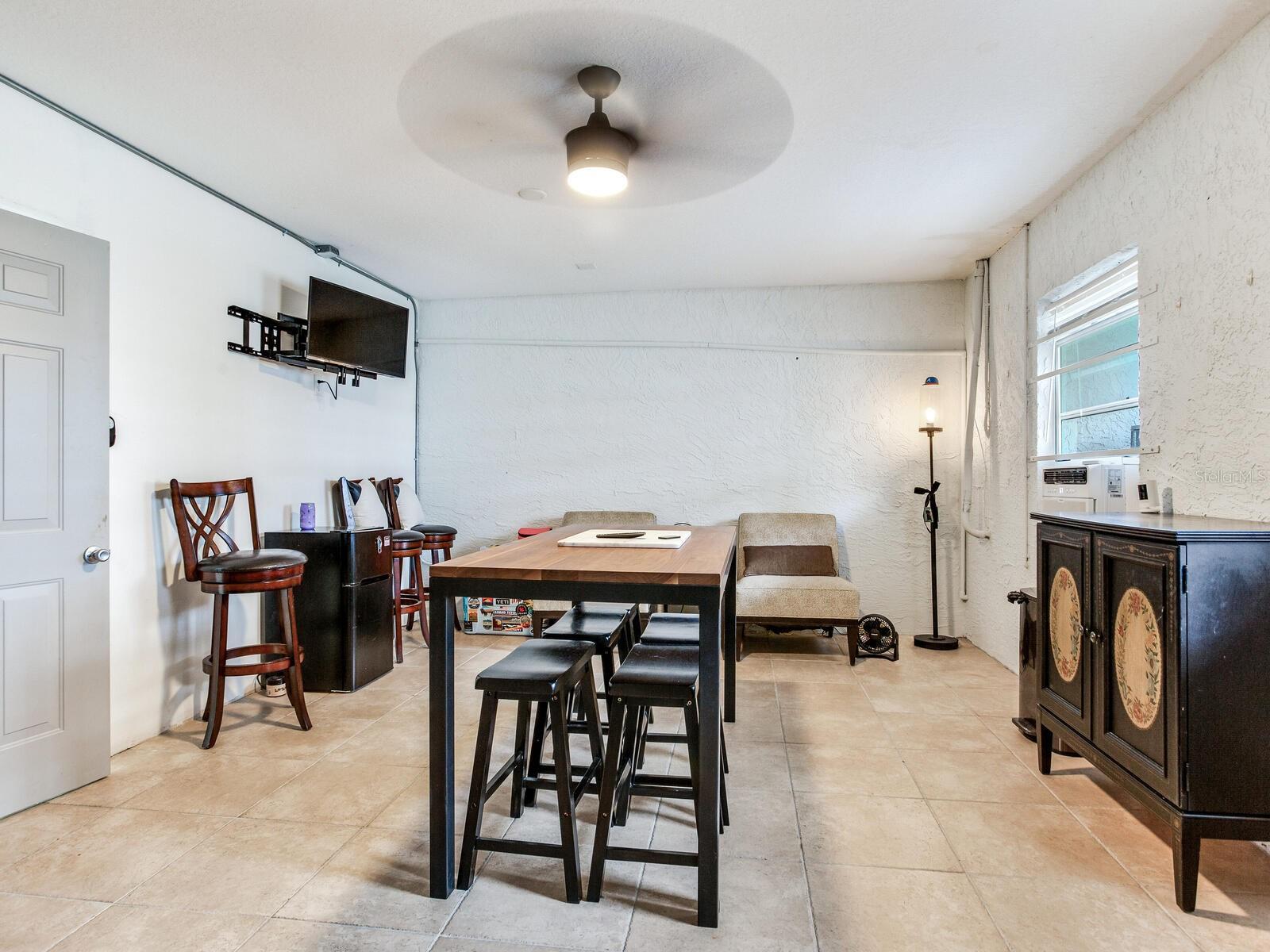 521 PINELLAS BAYWAY S #204, ST PETERSBURG, FL, 33715