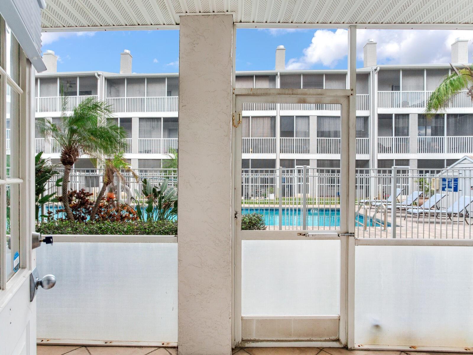 521 PINELLAS BAYWAY S #204, ST PETERSBURG, FL, 33715