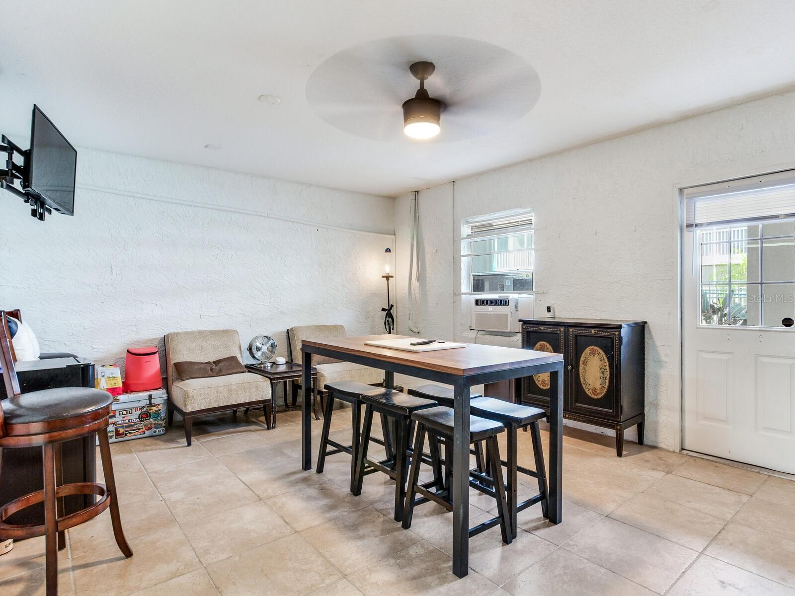 521 PINELLAS BAYWAY S #204, ST PETERSBURG, FL, 33715