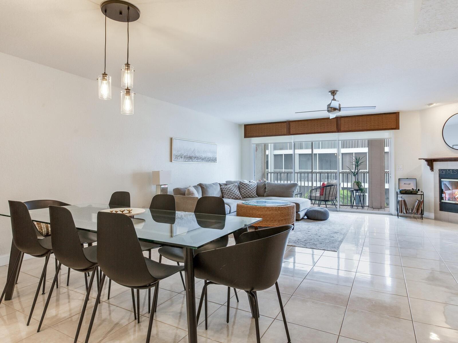 521 PINELLAS BAYWAY S #204, ST PETERSBURG, FL, 33715