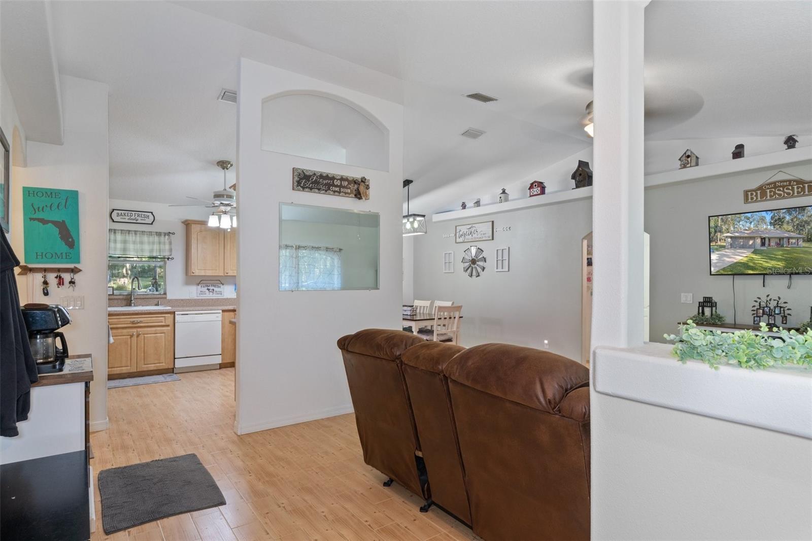 10271 S EVANS PT, INVERNESS, FL, 34452