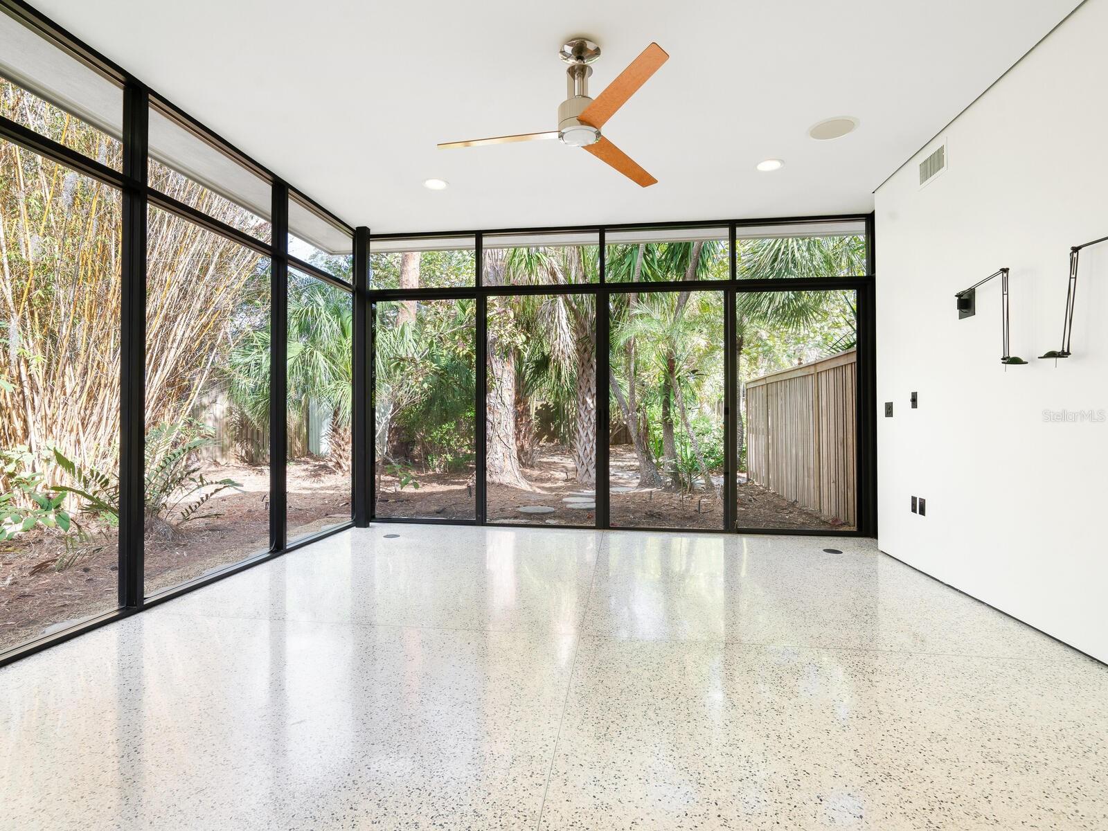 8472 BAY BREEZE LN, SARASOTA, FL, 34243