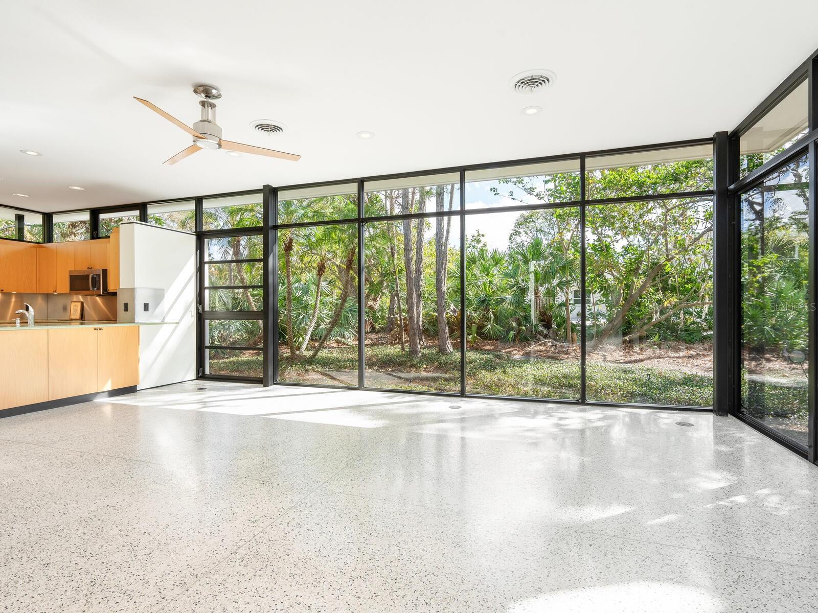 8472 BAY BREEZE LN, SARASOTA, FL, 34243