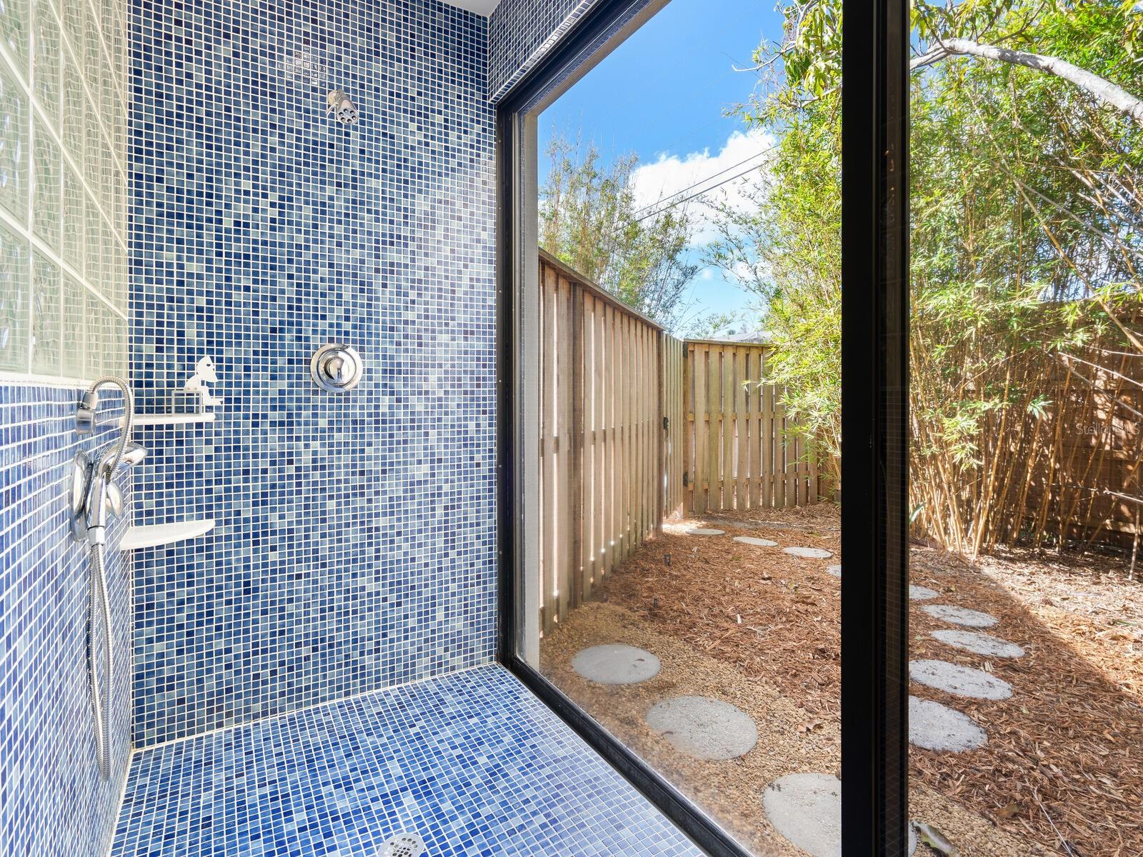 8472 BAY BREEZE LN, SARASOTA, FL, 34243