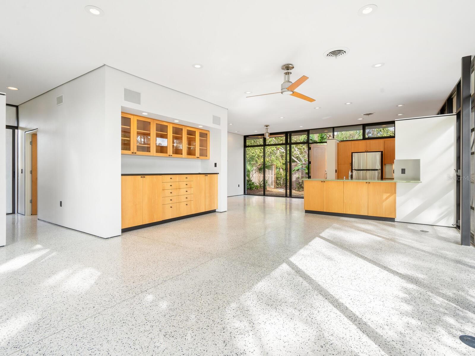 8472 BAY BREEZE LN, SARASOTA, FL, 34243