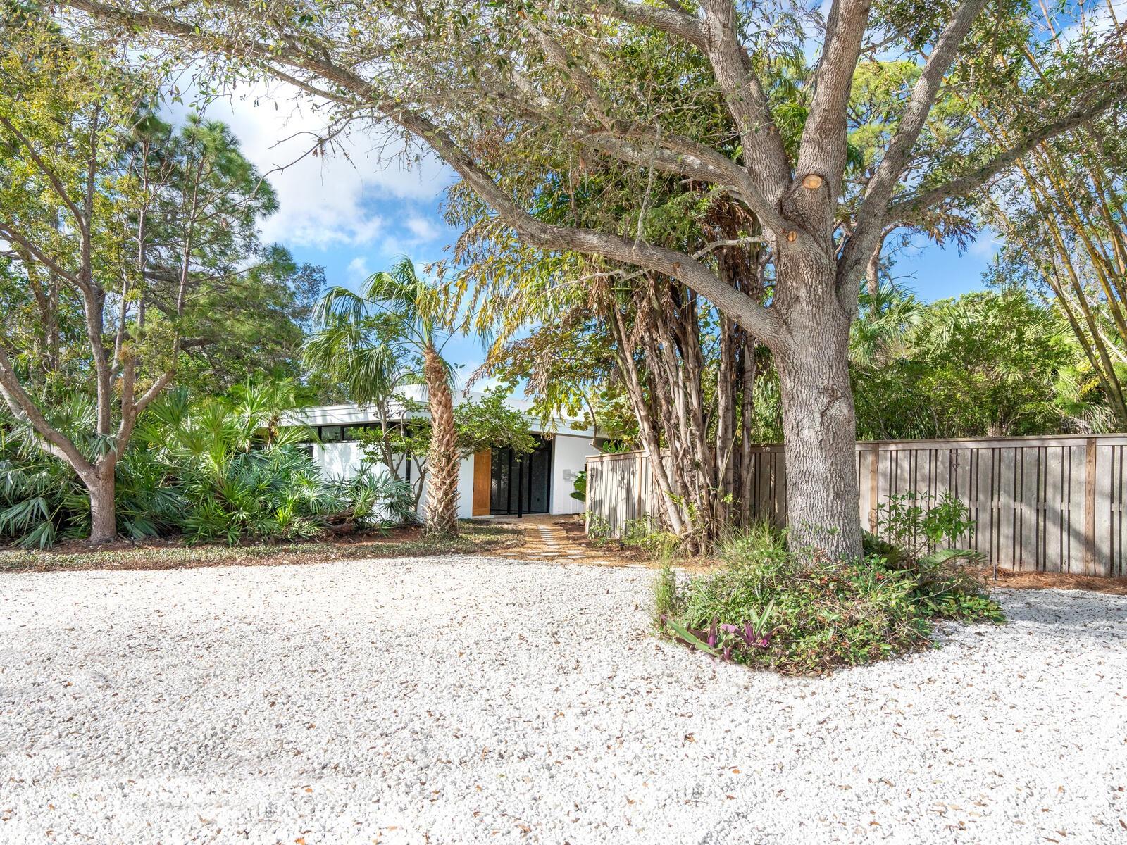 8472 BAY BREEZE LN, SARASOTA, FL, 34243