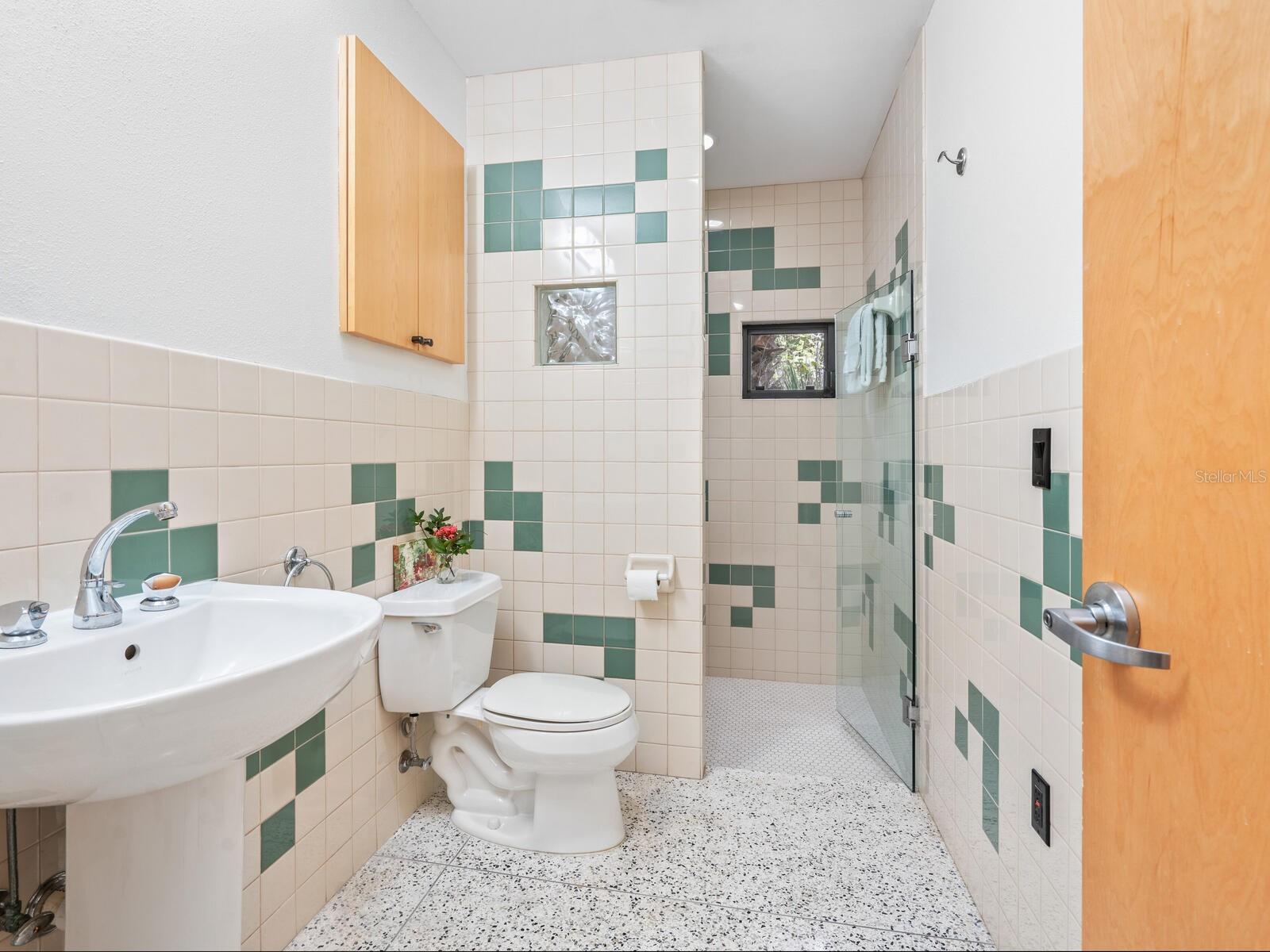8472 BAY BREEZE LN, SARASOTA, FL, 34243