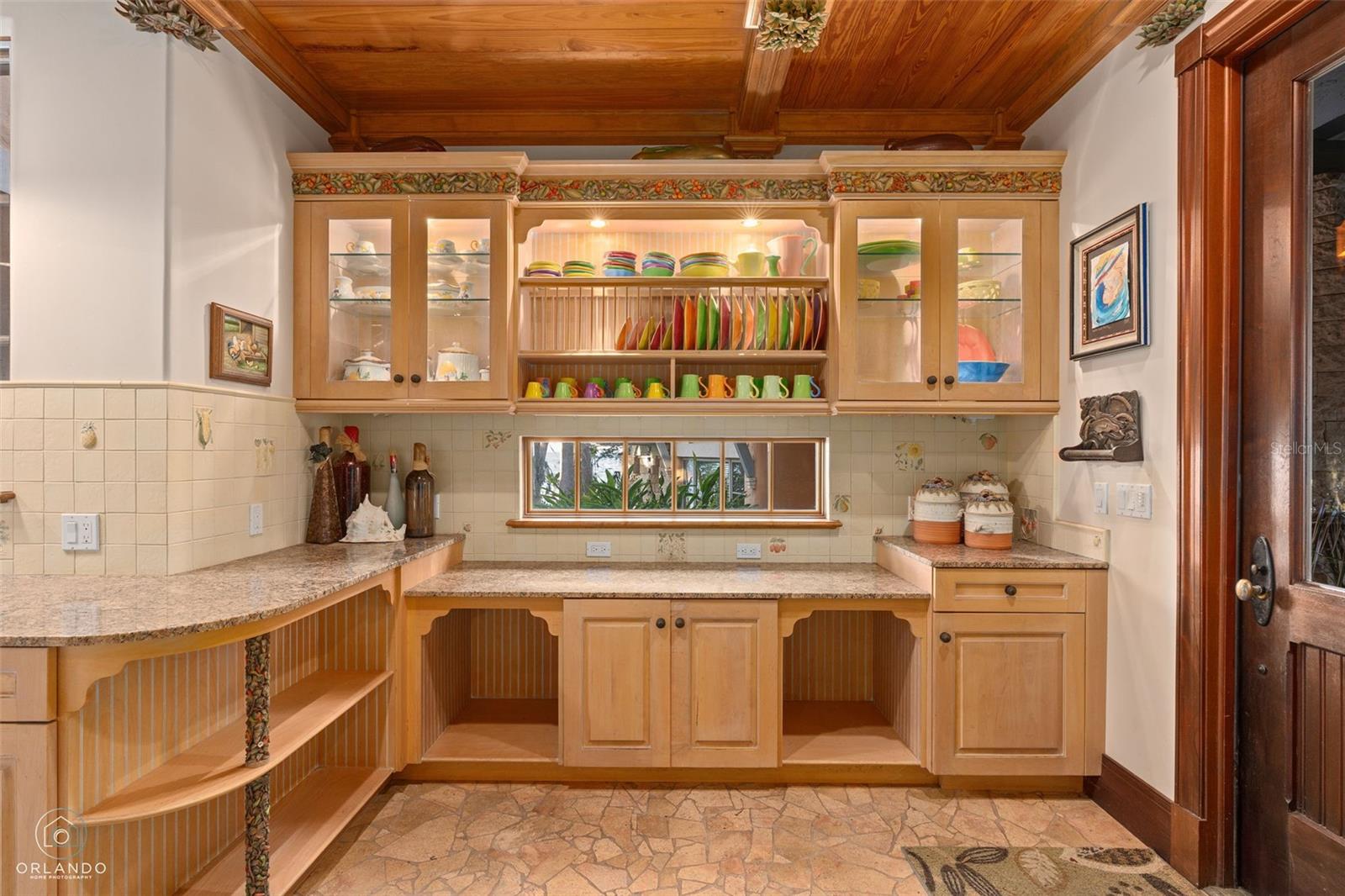 O6280213 Property Photo