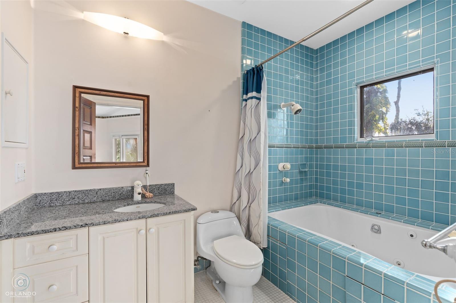 O6280213 Property Photo