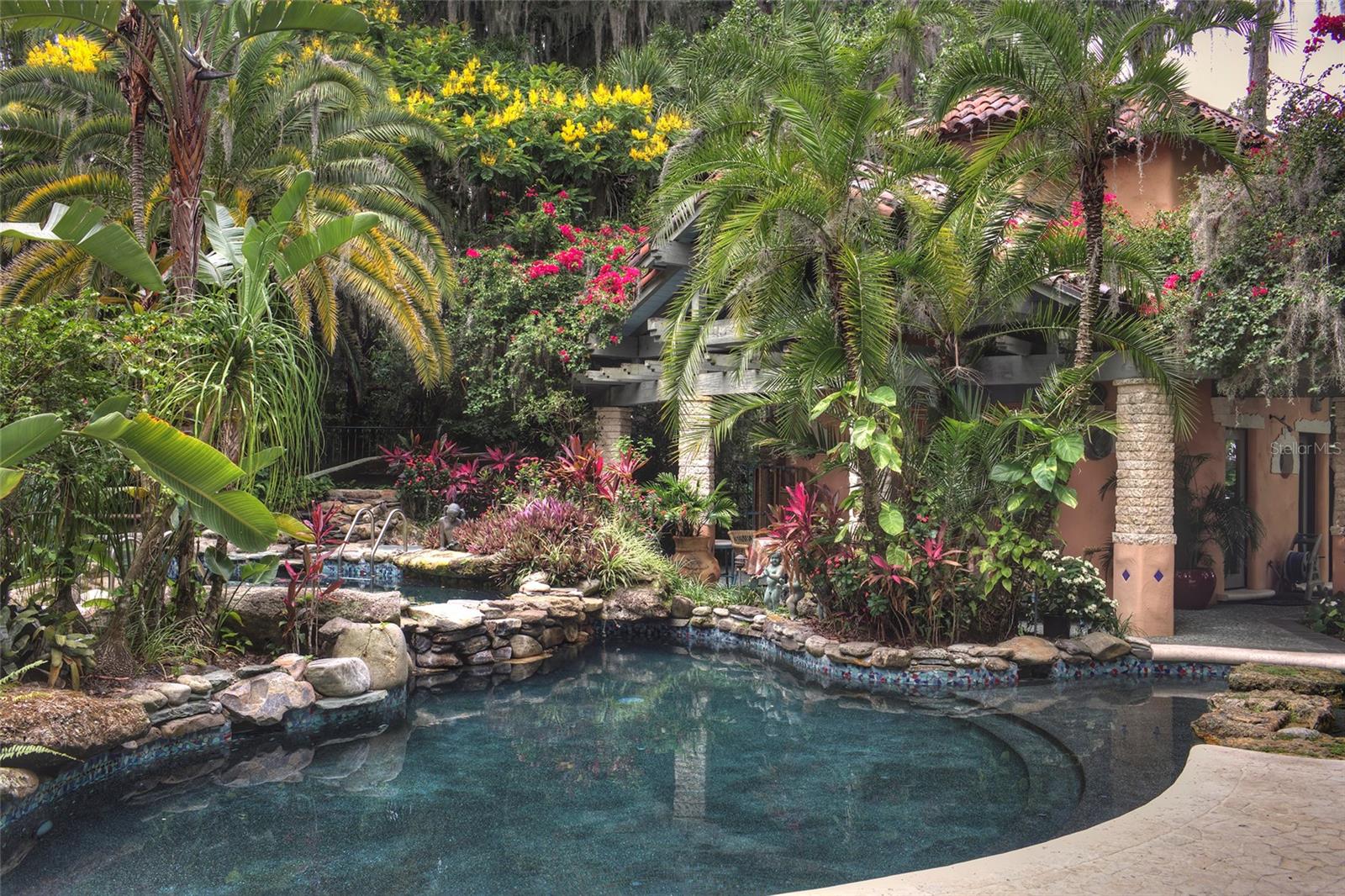 O6280213 Property Photo