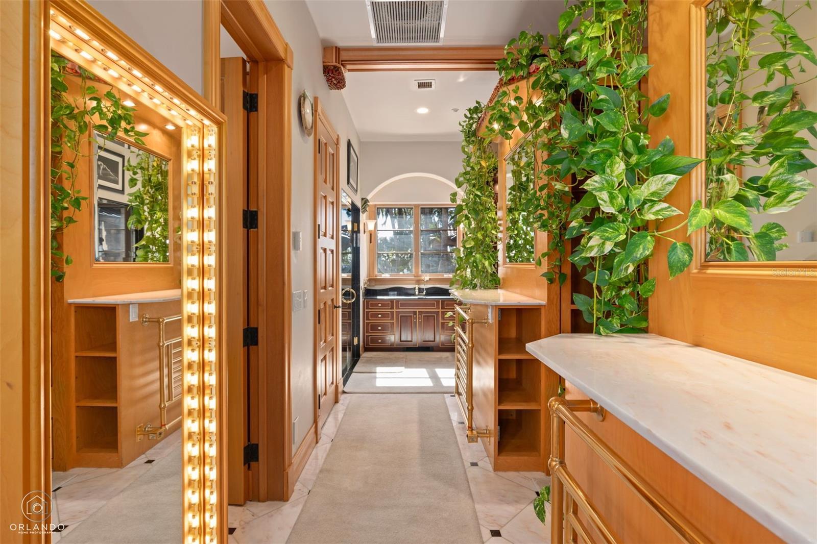 O6280213 Property Photo