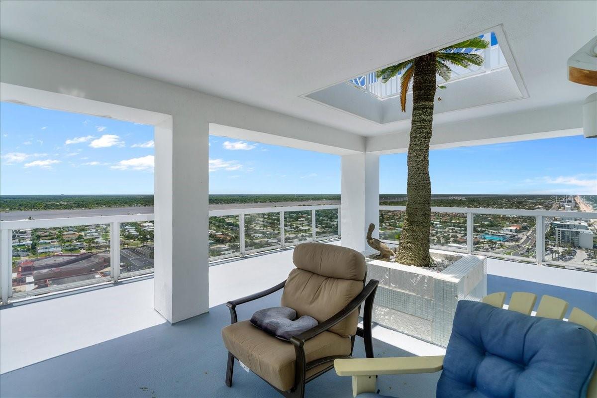 V4940895 Property Photo