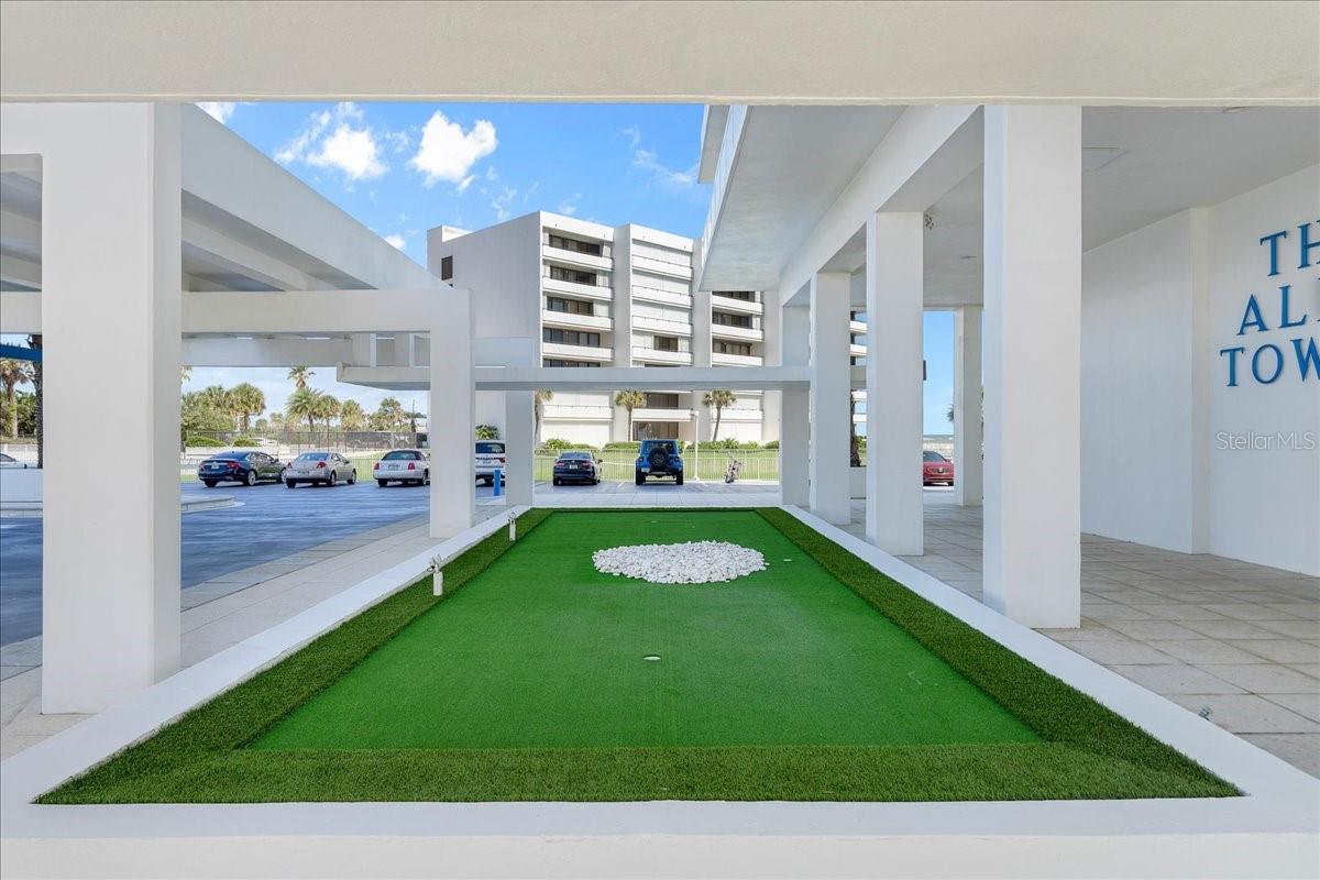 V4940895 Property Photo