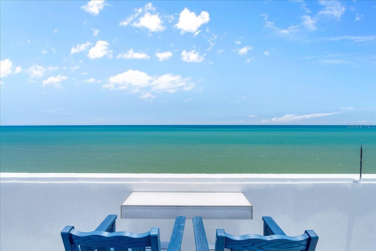 V4940895 Property Photo