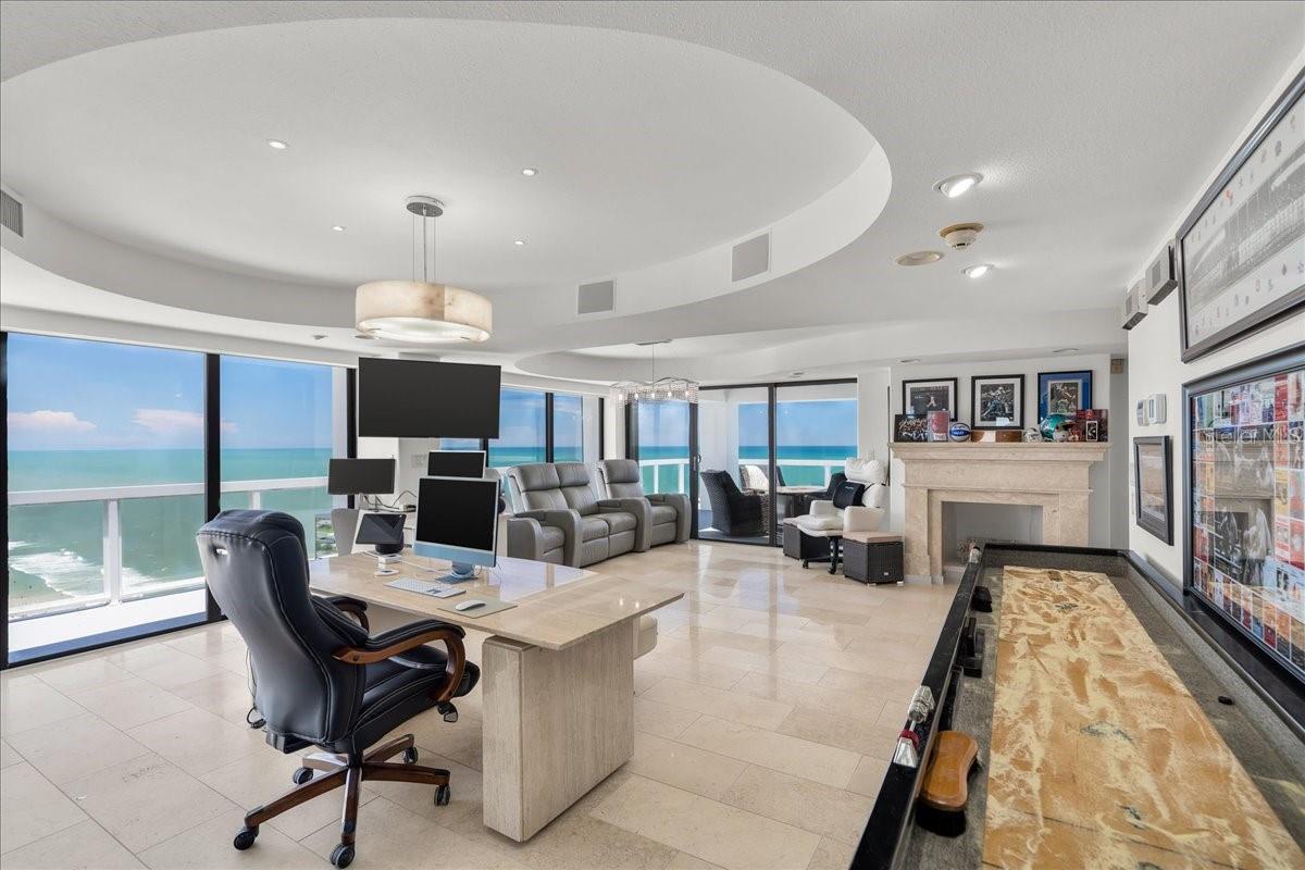 V4940895 Property Photo