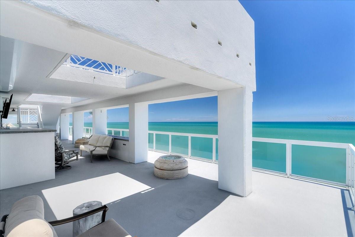 V4940895 Property Photo