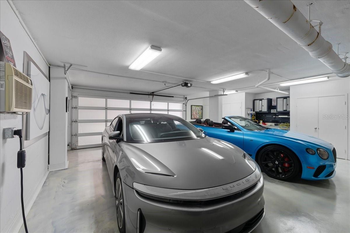 V4940895 Property Photo