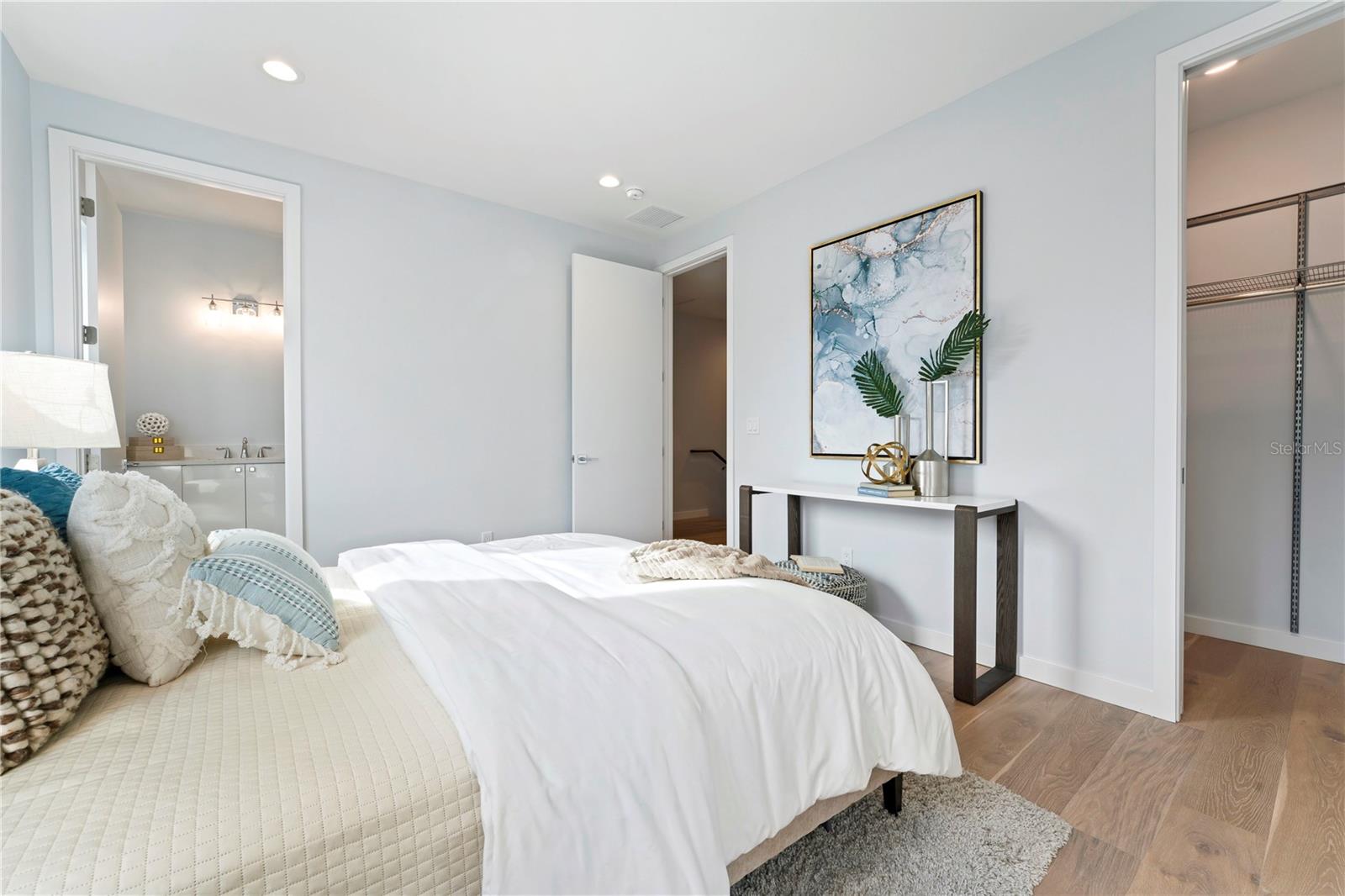 532 W PLAZA PL #2, TAMPA, FL, 33602