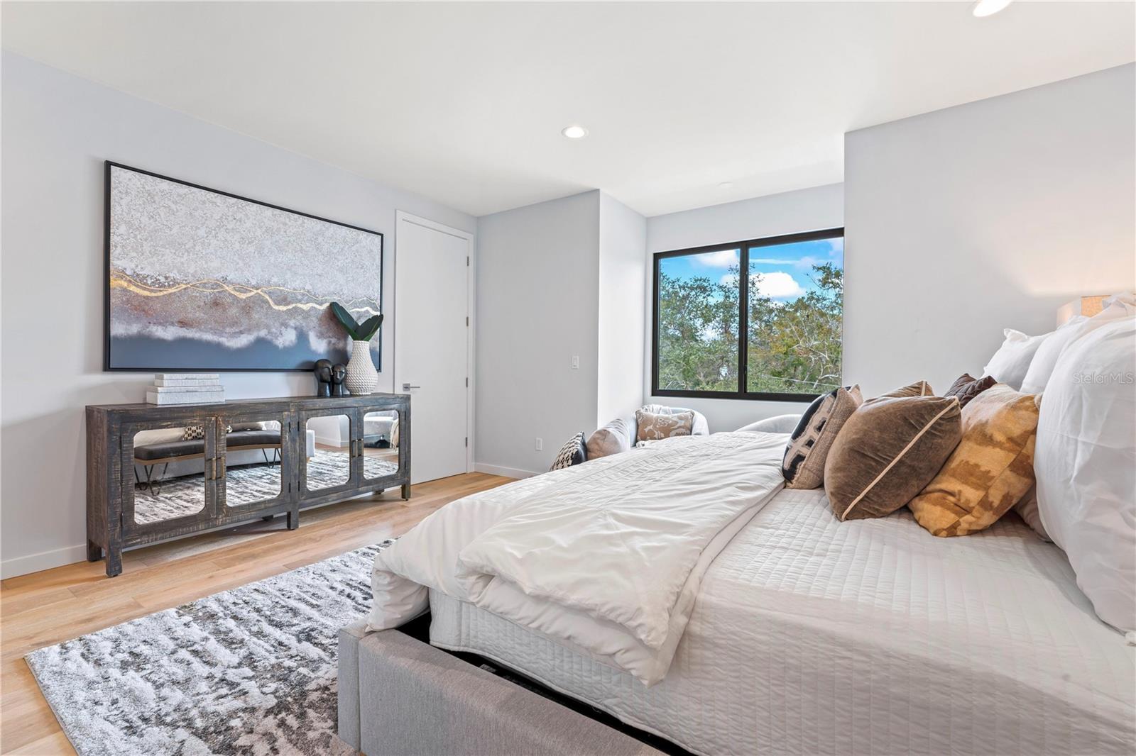 532 W PLAZA PL #2, TAMPA, FL, 33602