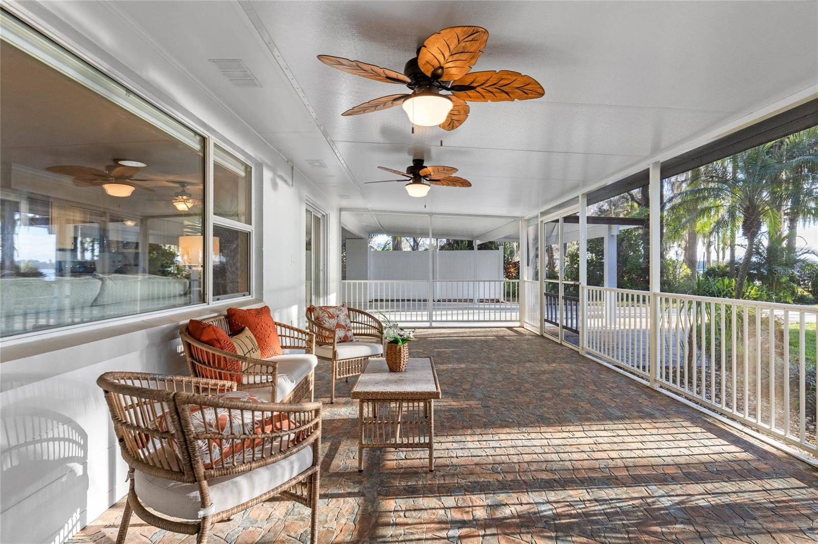 11243 DEAD RIVER RD, TAVARES, FL, 32778